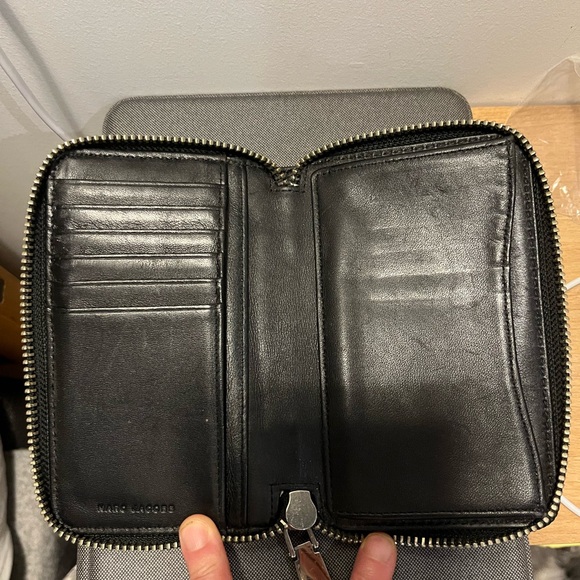 Marc Jacobs Wallet - Picture 2 of 9